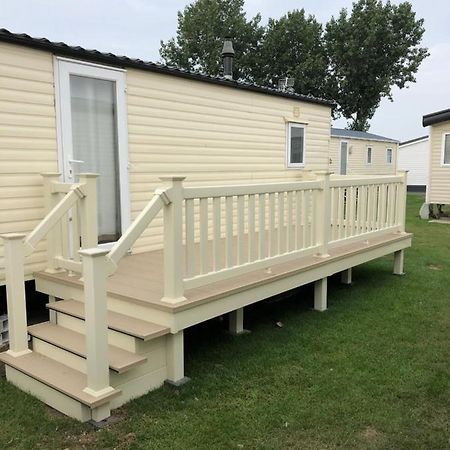 8 Berth Caravan Hotel Clacton-on-Sea Exterior foto