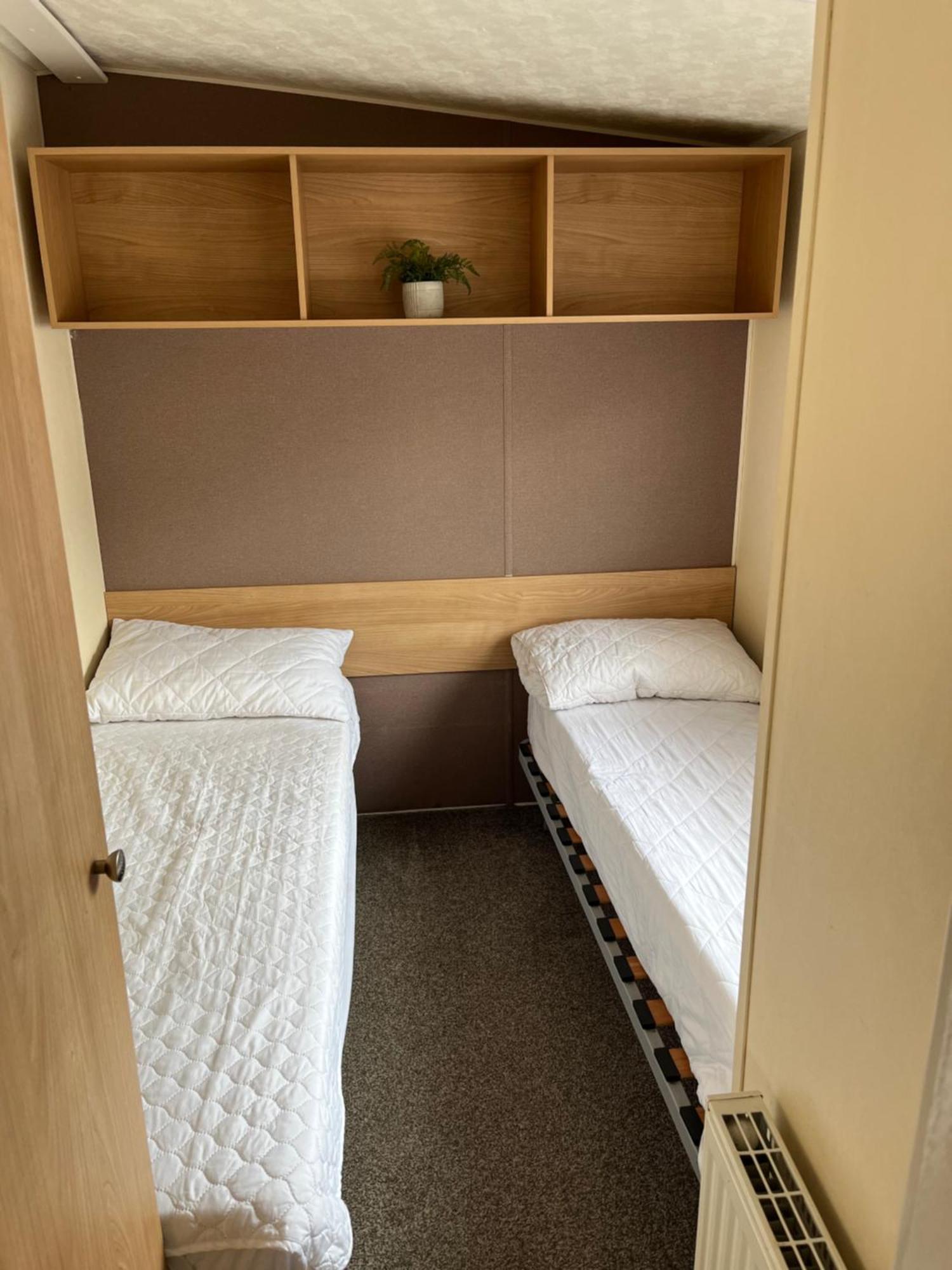 8 Berth Caravan Hotel Clacton-on-Sea Exterior foto